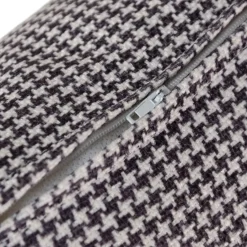 Banak Cojines^Nohes